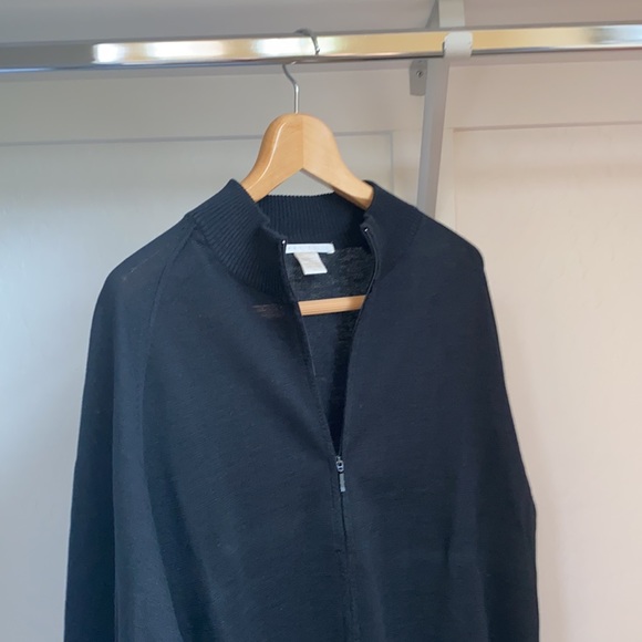 Black Sweater - Picture 5 of 6